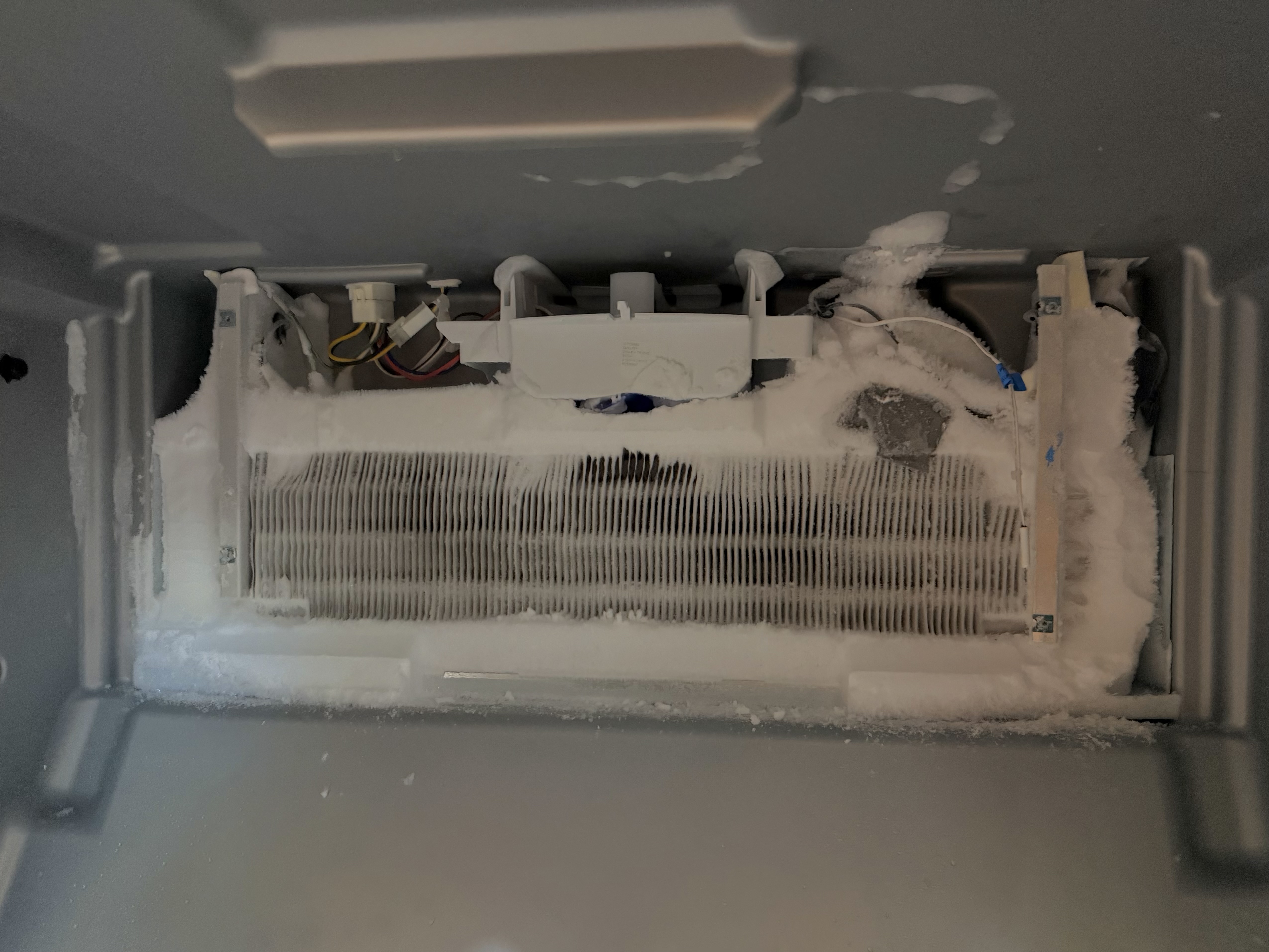 Refrigerator/evaporator